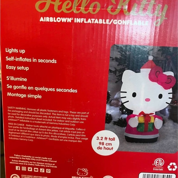 Hello Kitty New Christmas Inflatable - Picture 3 of 3